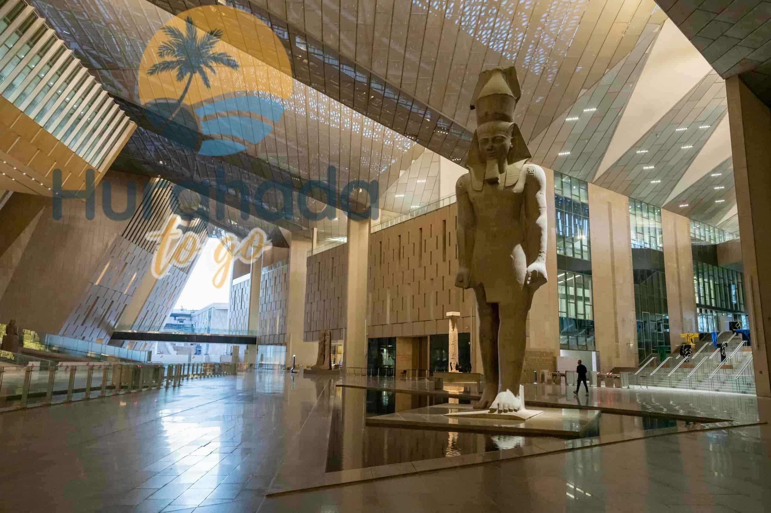 Privater Kairo-Tagesausflug ab Hurghada: Pyramiden, Sphinx & GEM 4