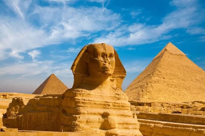 Kairo ab Sharm mit Bus: Pyramiden, Sphinx & GEM 4