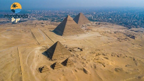 3 The Great Pyramid of Giza : A Marvel of Ancient Engineering Shops Around the Pyramids