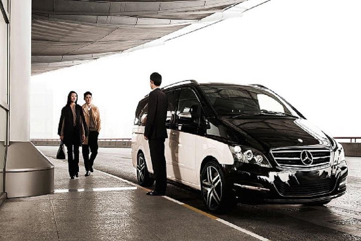 Hurghada Airport Luxury Transportation