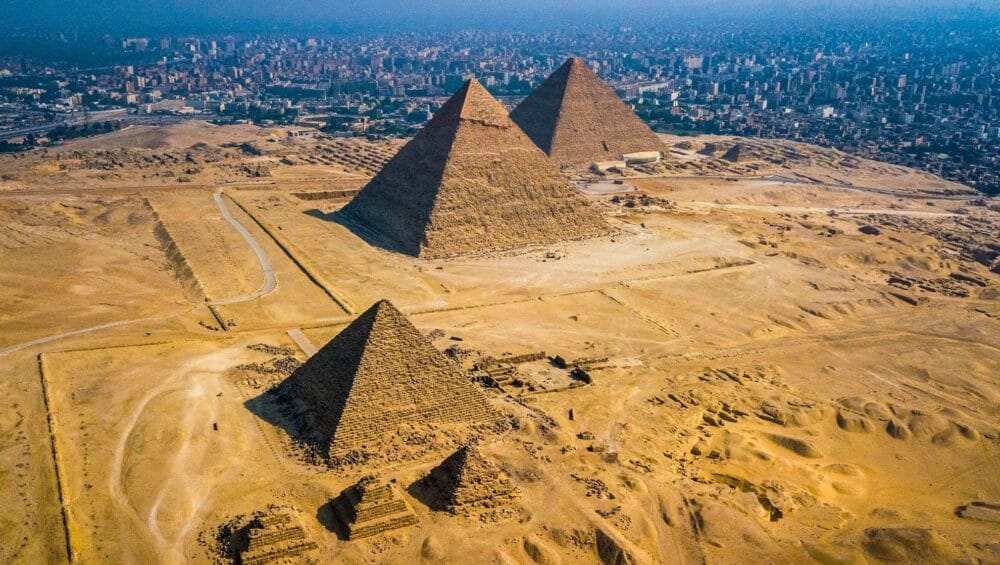 Pyramids Secrets Revealed | 22 Astonishing Facts & the Latest Scientific Discoveries 2026 Pyramids Secrets Revealed