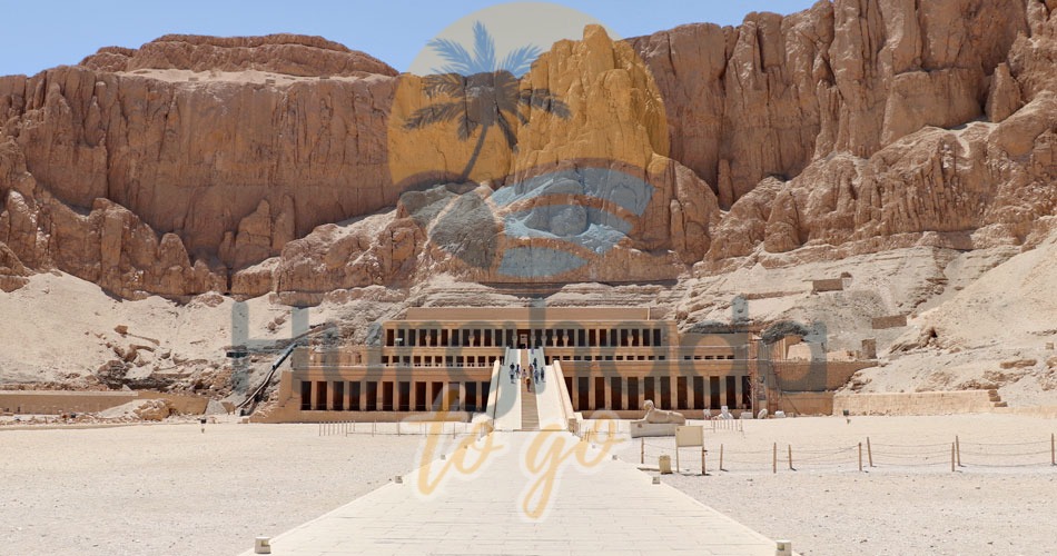 Valley Of The Queens Luxor sightseeing 1560 BCE to 1130 BCE Valley Of The Queens