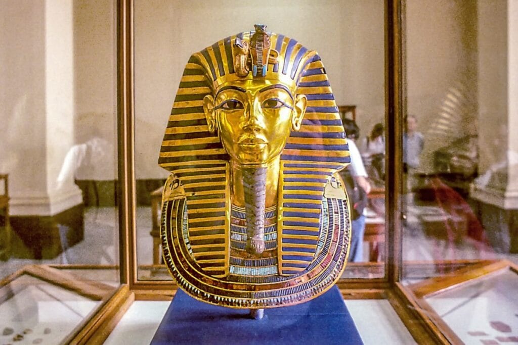 King tuts gold face mask