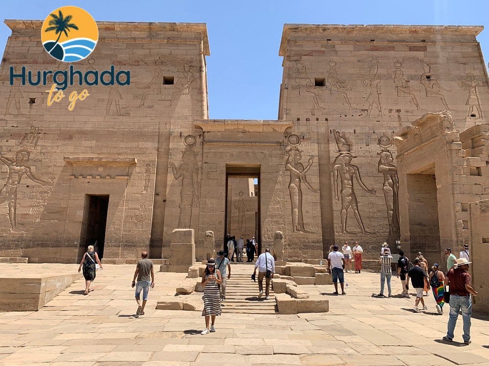 Classic Egypt Holiday – Pyramids, Karnak & Philae Classic Egypt Holiday – Pyramids, Karnak & Philae