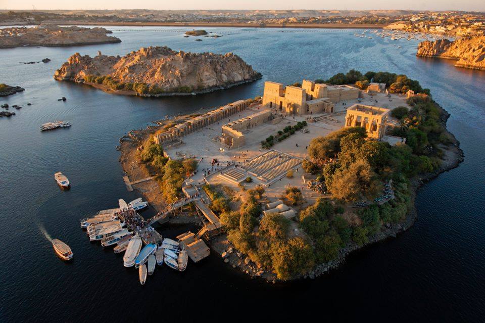 philae temple,philae island